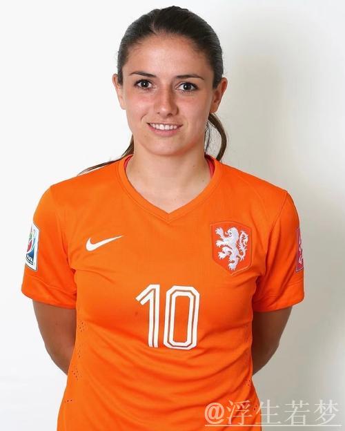 “阿德耶米女友渴望大都市生活,多特面临困惑;曼联已联络门德斯” “阿德耶米女友渴望大都市生活,多特面临困惑;曼联已联络门德斯”